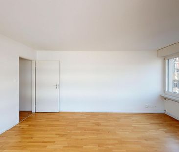 zentrale 2.5 Zimmerwohnung mit Stil und Komfort - Foto 1