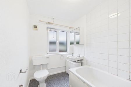 Flat D, 3 Laurel Way, Dunmurry, Belfast, BT17 9PR - Photo 4
