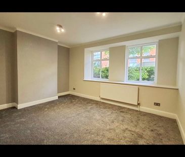 2 Bed Flat, West End Court, NW6 - Photo 2