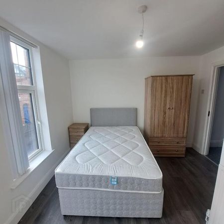 En-Suite Room, Ridgeway Street, Belfast, BT9 5FB - Photo 3