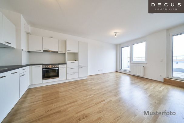 2-ZIMMER WOHNUNG | GROSSE TERRASSE | RUHIG UND SONNIG | - Photo 1