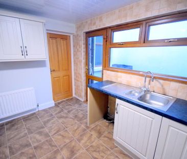 42 Greenore Street, Belfast, BT6 8NF - Photo 4