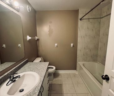 For Lease - 428 FOXHALL Way, Kanata, Ontario - Photo 5
