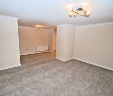 Elmers Court, Post Office Lane, Beaconsfield, Buckinghamshire,HP9 - Photo 4