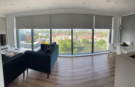 3 Bed Flat, Trafford Road, M5 - Photo 3