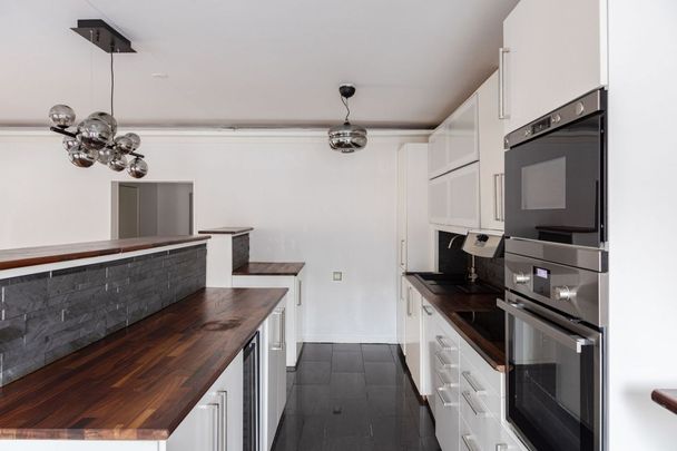 Snickargatan, Västerås - Photo 1