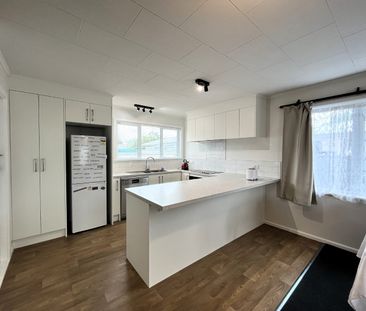 Kauri Street, Havelock North - Photo 3