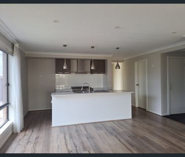 Spacious Family Home in Peaceful Yinnar - Photo 6