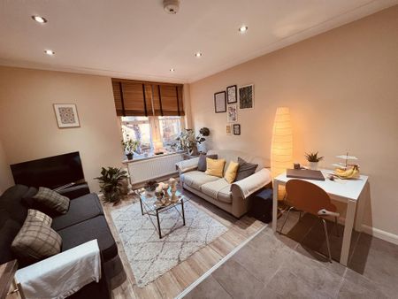 2 bedroom flat to rent - Photo 4