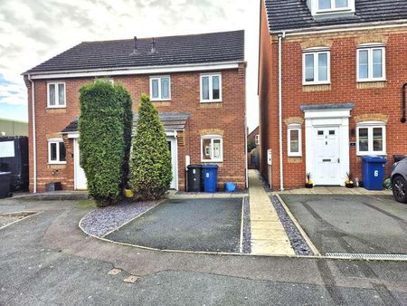 Croft Avenue, Tamworth, B79 - Photo 3