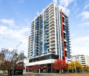Amenity rich, lakeside living. - Photo 4