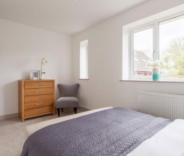 3 bedroom semi-detached house to rent - Photo 3