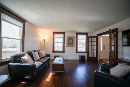 For Lease - 4046 Main Street, Niagara Falls, Ontario - Photo 5