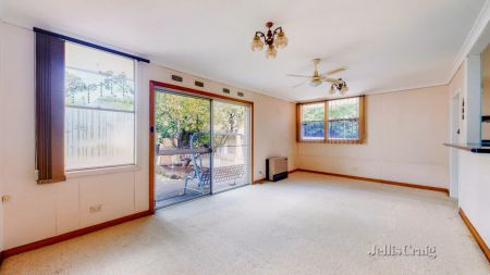 3 Bed, 2 Bath - Photo 3