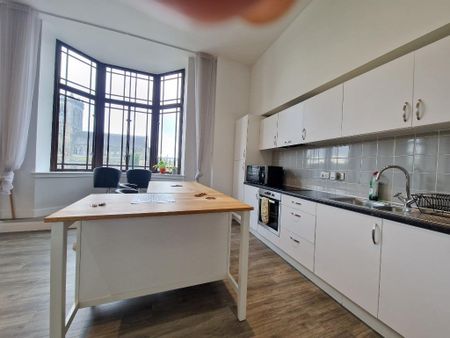 2 bedroom flat to rent - Photo 4