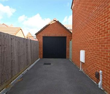 Tubb Way, Basingstoke, Hampshire, RG24 - Photo 2