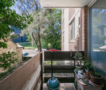 2 Bedroom with Study Apartment in Prime Location of Burwood and Str... - Photo 6