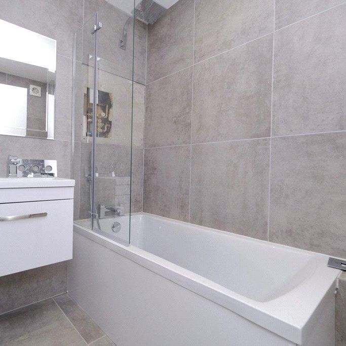 3 bedroom apartment to rent - Photo 1