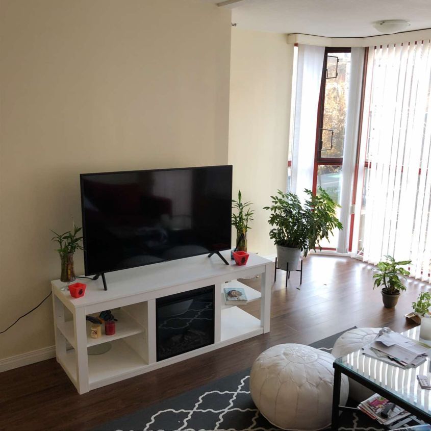 811 Helmcken St. Vancouver BC Canada - - Photo 1