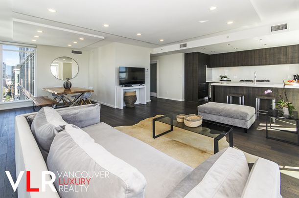 Condo in Downtown Vancouver, BC - Photo 1