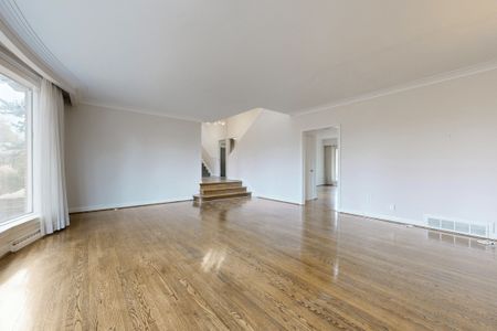 For Lease - 5 Morewood Crescent, Toronto, Ontario - Photo 3