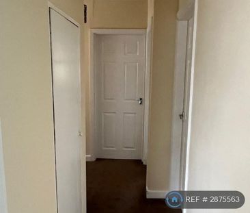2 bedroom maisonette to rent - Photo 6