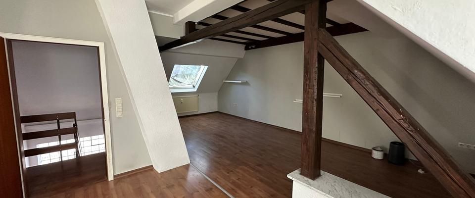 90qm Dachgeschosswohnung in Mengerskirchen - Foto 1
