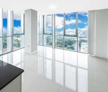 Modern 2 Bedrooms Apartment in Parramatta CBD - Photo 6