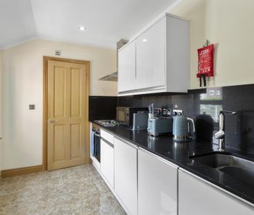 1 bedroom ground floor flat to rent - Photo 3