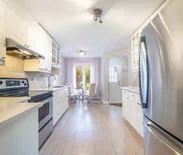 For Lease - 39 Ross Linton Drive, Aurora, Ontario - Photo 6