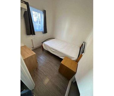 Winchester Street, Taunton, TA1 - Photo 1