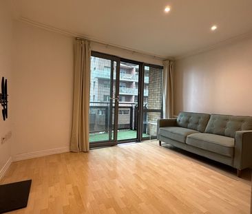 2 Bed Flat, Trentham Court, W3 - Photo 4