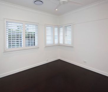 Beautifully Renovated Family Home in the Heart of Clayfield - Photo 4
