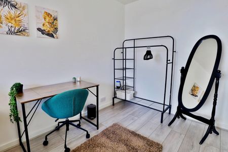 1 Bed Flat, Old Kent Road, SE1 - Photo 5