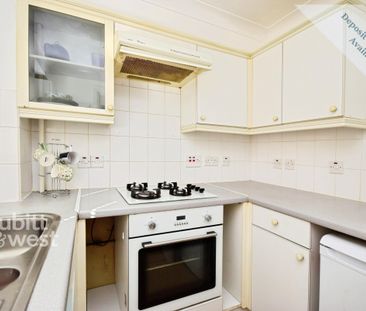 studio to rent - Photo 3