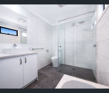 Spacious 4-Bedroom Family Home in Ferntree Gully - Photo 6