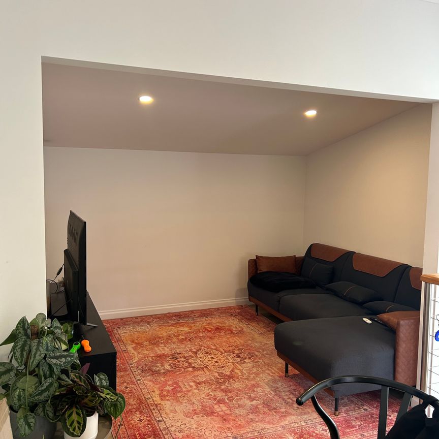 St Kilda East - Photo 1