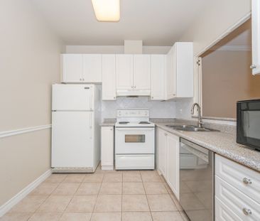 For Lease - 88 Grandview Way Unit# 17, Toronto, Ontario - Photo 1