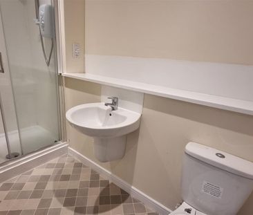 Holmsdale Road, Coventry, CV6 5JP - Photo 5