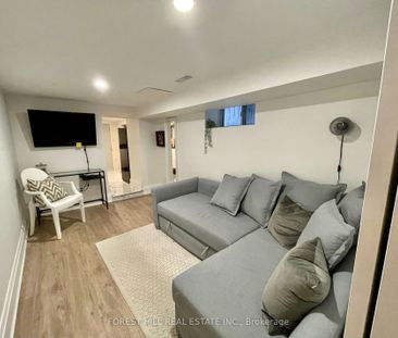 Semi-Detached Home For Lease | W8093032 - Photo 2