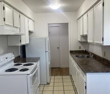 300-700 - VICTOR PLACE 1830 17th Avenue - 101 - Photo 1