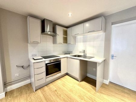 Rosewood House, Nottingham, NG12 - Photo 2