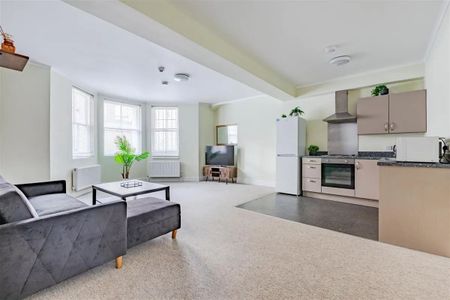 6 Bed Flat, First Avenue, BN3 - Photo 5
