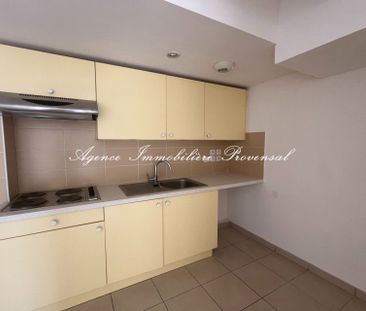 Location Appartement 2 pièces 39m² STE MAXIME 83120 - Photo 3