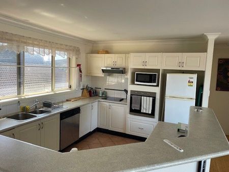 Ettalong Beach - Photo 4