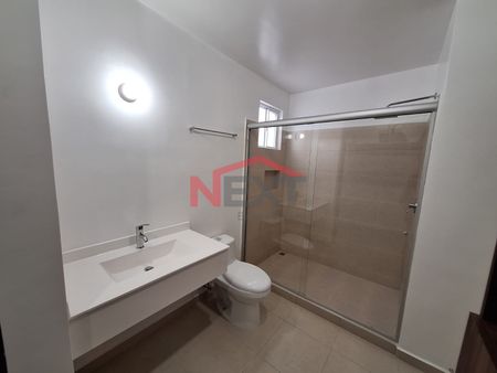 CASA EN RENTA NUEVA AL PONIENTE - Photo 4