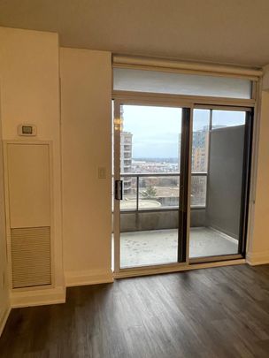 For Lease - 3888 Duke of York Boulevard Unit# 931, Mississauga, Ontario - Photo 1