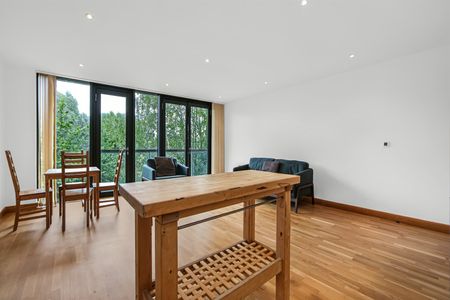Flat to Rent: Omega Works, Tower Hamlets, E3 - Photo 4