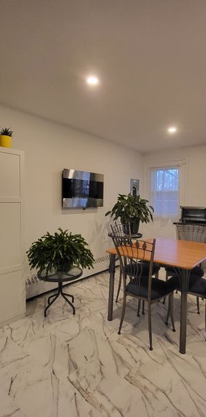 ✨ 4 1/2 à Louer – 1 MOIS GRATUIT | Wi-Fi - Photo 1