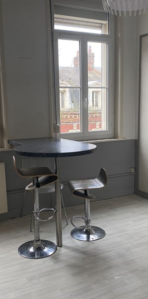 Appartement 2 pièces QUARTIER SAINT ROCH - TOUTES CHARGES COMPRISES - Photo 1